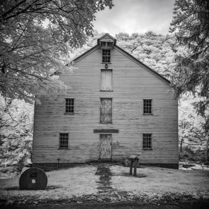 Shadows in Stone: Stonewalls Hallowed Halls