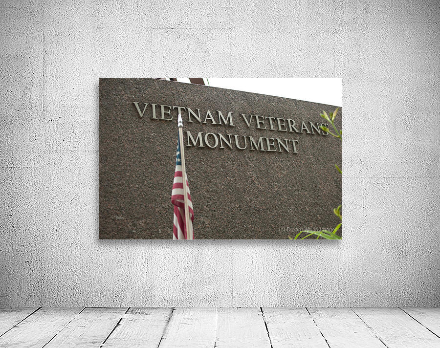 War Monument Wall Preview