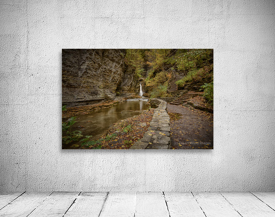 Flat Space Wall Preview