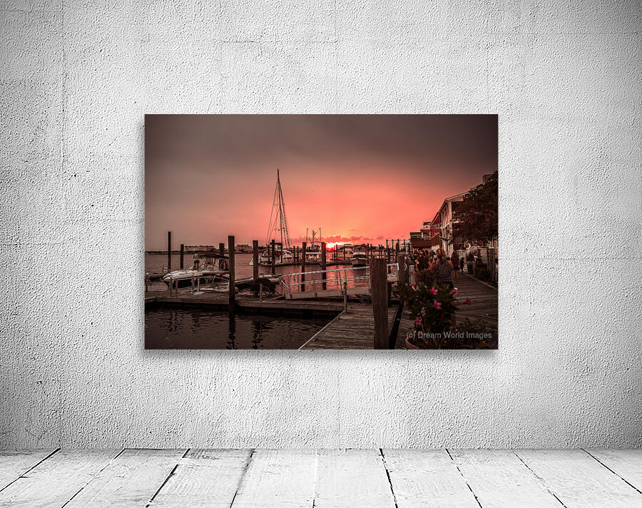 Sunset Serenity: The Radiant Beauty of Beauforts Boats Wall Preview