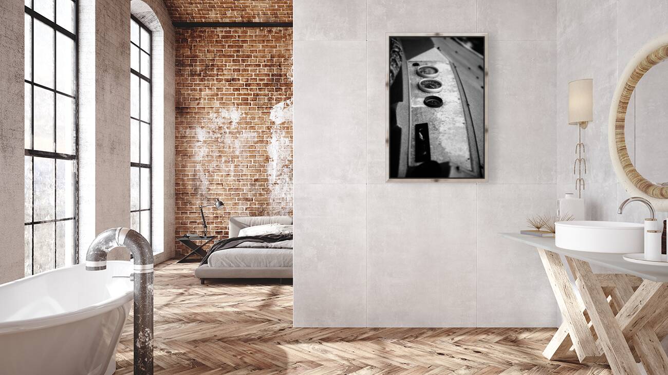 Maritime Monochrome: Detailing Nautical Deterioration Reproduction