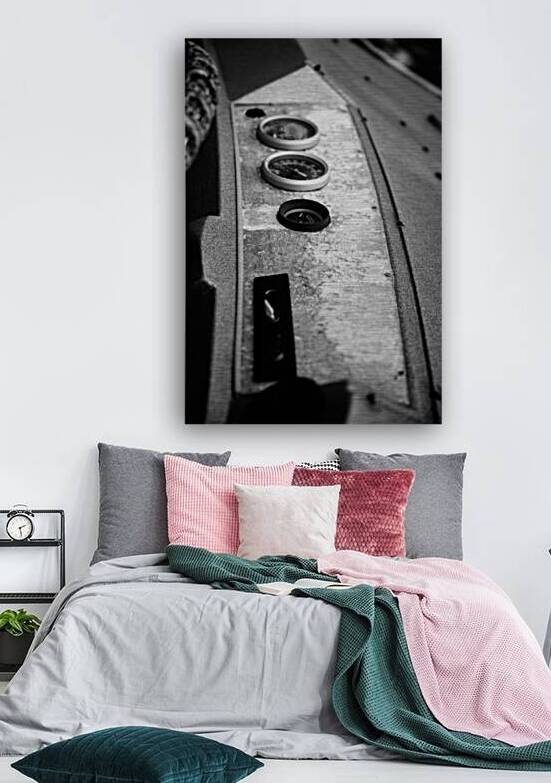 Maritime Monochrome: Detailing Nautical Deterioration by Dream World Images