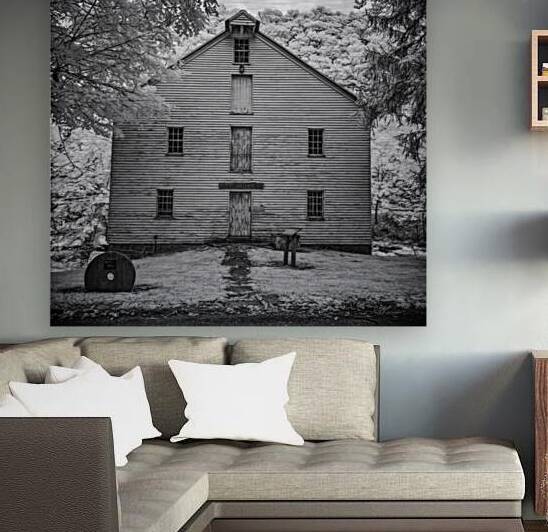 Shadows in Stone: Stonewalls Hallowed Halls by Dream World Images